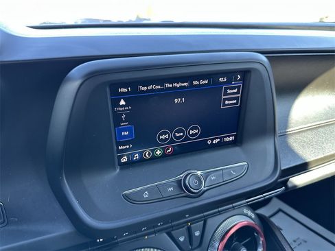 Used 2021 Chevrolet Camaro LT w/ RS Package image 16