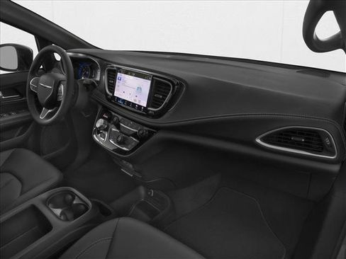 New 2026 Chrysler Pacifica Pinnacle AWD/4WD image 11