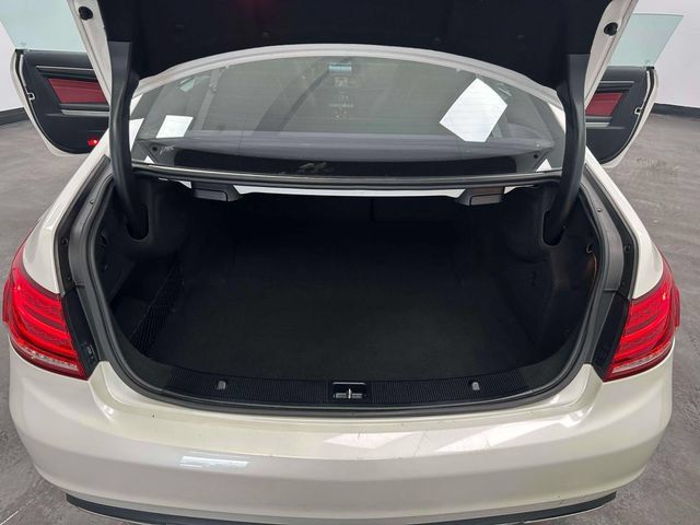 Used 2015 Mercedes-Benz E 400 4MATIC Coupe image 50