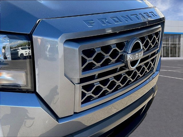 Used 2022 Nissan Frontier SV w/ Technology Package RWD image 36