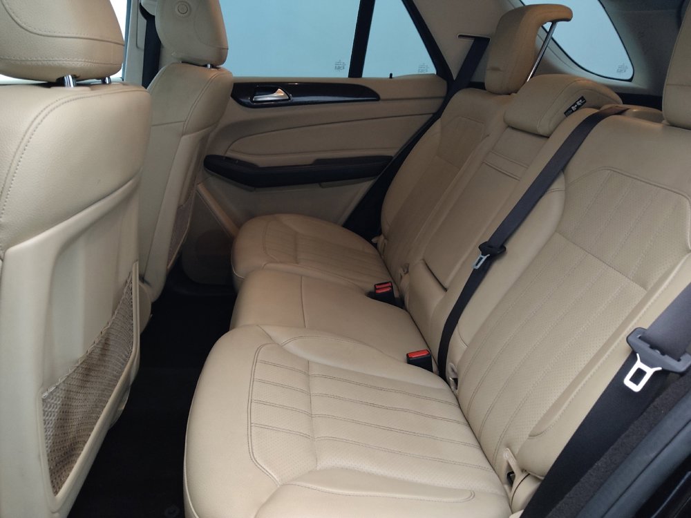 Used 2019 Mercedes-Benz GLE 400 4MATIC w/ Premium 1 Package image 18