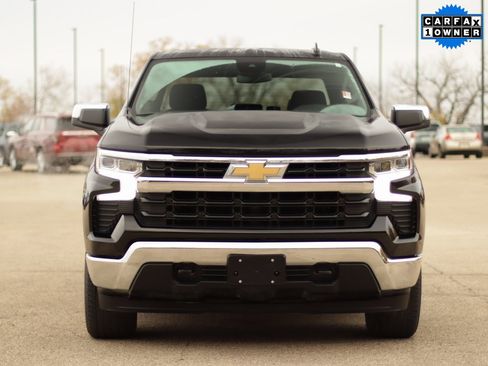 Used 2022 Chevrolet Silverado 1500 LT image 2