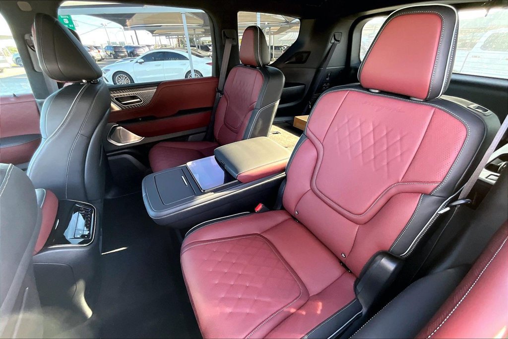 New 2027 INFINITI QX80 Autograph w/ Premium Cargo Package AWD/4WD image 10