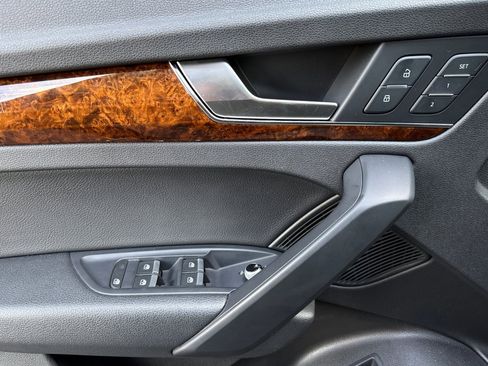 Used 2018 Audi Q5 2.0T Premium Plus w/ Premium Plus Package image 8