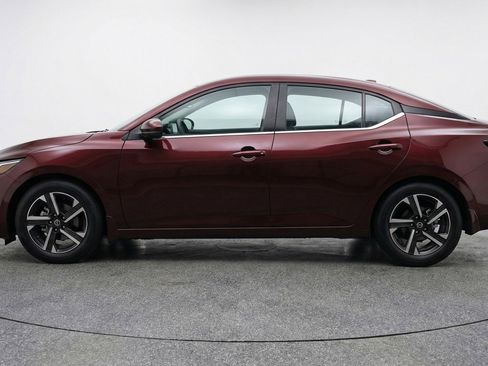 Used 2025 Nissan Sentra SV image 5
