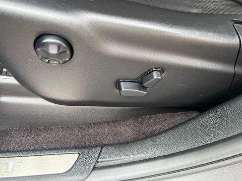 Used 2017 Jeep Grand Cherokee Summit image 10