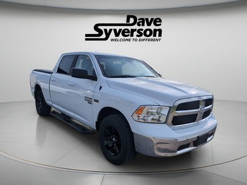 Used 2021 RAM 1500 Classic SLT AWD/4WD image 7