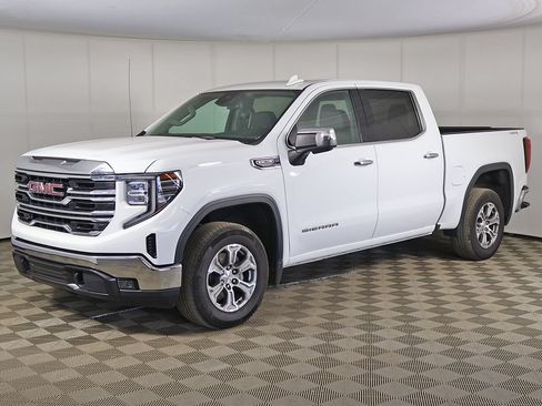 Used 2025 GMC Sierra 1500 SLT AWD/4WD image 7