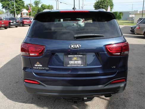 Used 2018 Kia Sorento LX AWD/4WD image 5