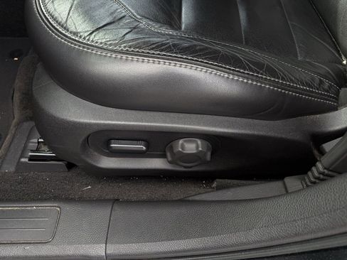 Used 2015 Ford Taurus SEL w/ Equipment Group 201A image 11