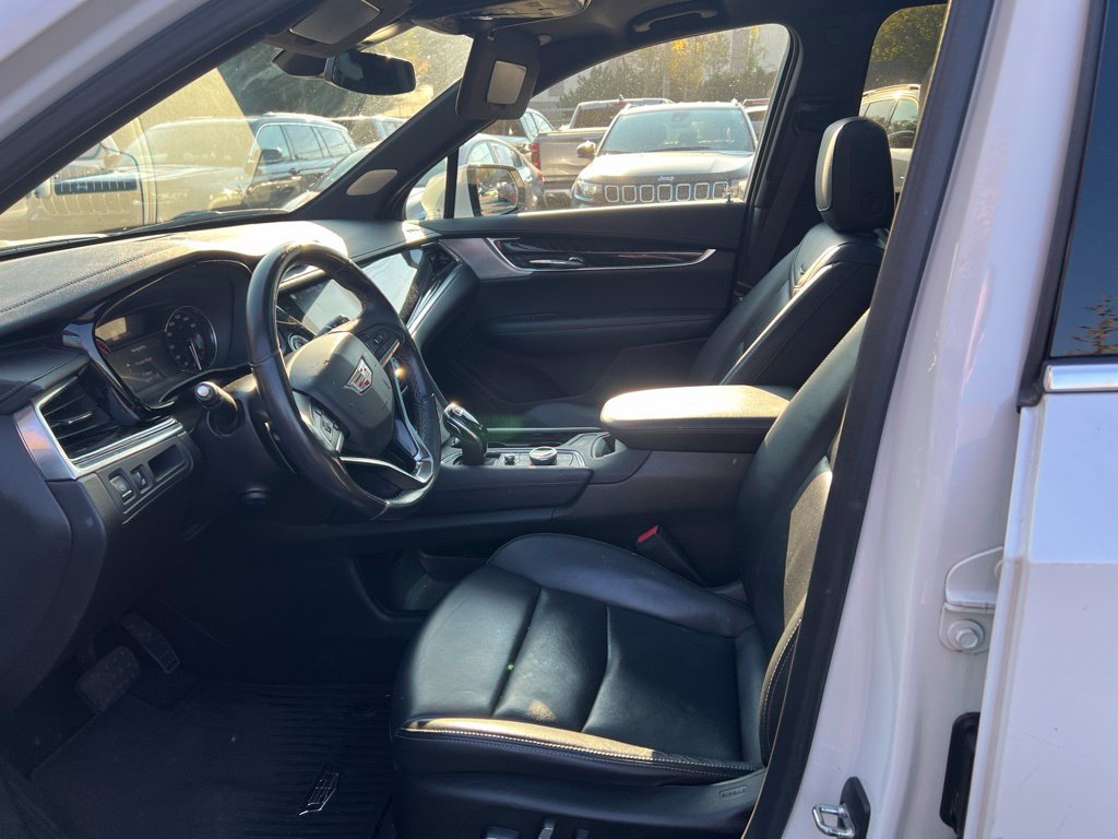 Used 2023 Cadillac XT6 Premium Luxury AWD/4WD image 10