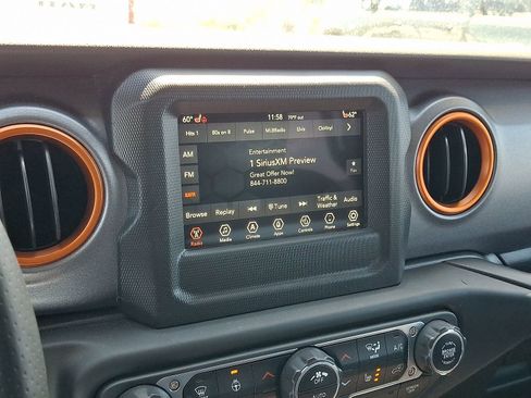 Used 2021 Jeep Gladiator Mojave w/ LED Lighting Group AWD/4WD image 18