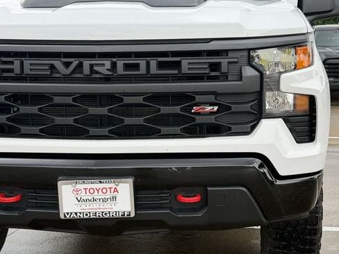 Used 2024 Chevrolet Silverado 1500 Custom Trail Boss w/ LPO, Dark Essentials Package AWD/4WD image 9
