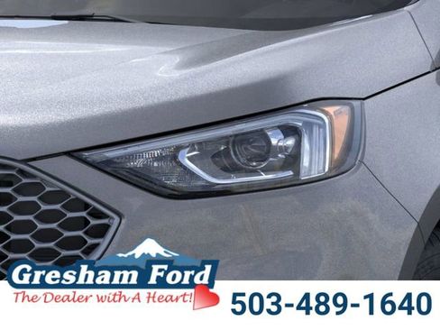 New 2024 Ford Edge SE image 21
