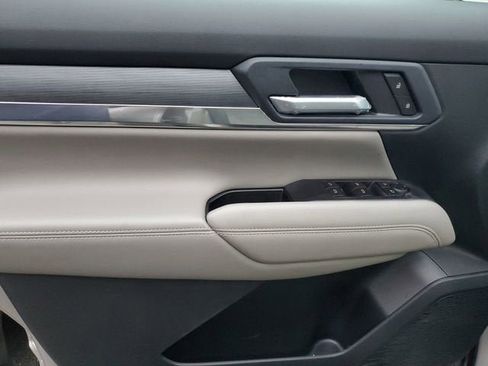 New 2026 GMC Terrain Elevation image 17