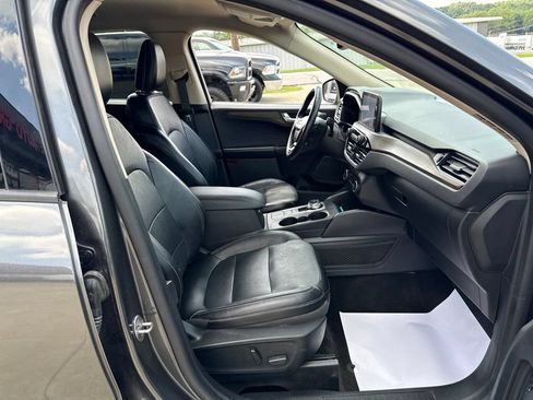 Used 2020 Ford Escape Titanium AWD/4WD image 42