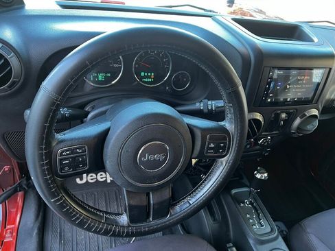 Used 2014 Jeep Wrangler Unlimited Sport w/ Quick Order Package 24S AWD/4WD image 28