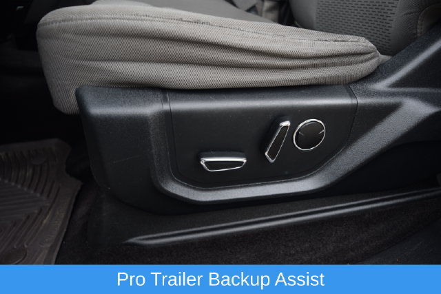 Used 2016 Ford F150 XLT w/ Equipment Group 302A Luxury AWD/4WD image 18