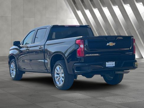 Used 2022 Chevrolet Silverado 1500 Custom RWD image 6