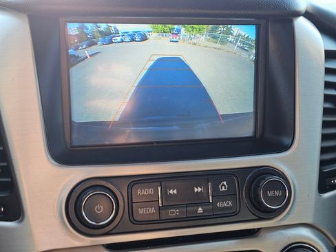 Used 2018 GMC Yukon SLT AWD/4WD image 17
