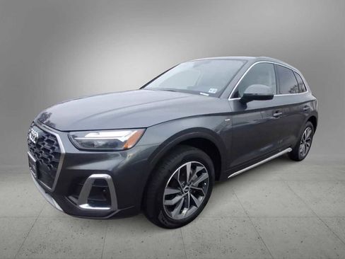Certified 2022 Audi Q5 2.0T Premium w/ Convenience Package image 4