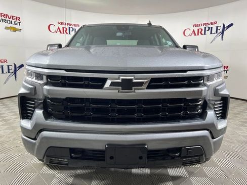 Used 2023 Chevrolet Silverado 1500 RST w/ Z71 Off-Road Package AWD/4WD image 2