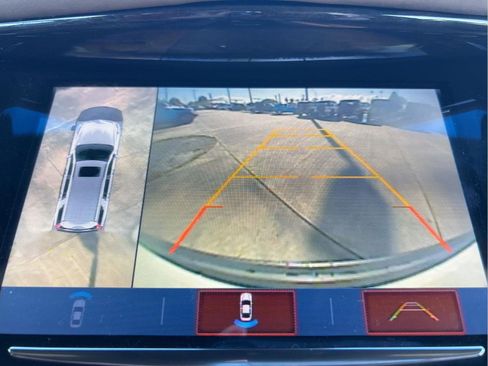 Used 2018 Cadillac Escalade ESV Platinum image 30