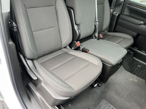 Used 2024 GMC Sierra 1500 SLE image 21