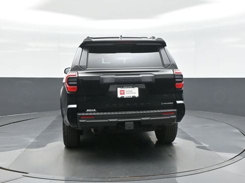 Used 2026 Toyota 4Runner TRD Off-Road Premium image 8