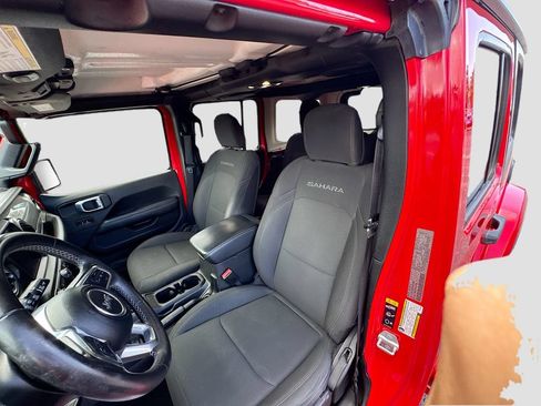 Certified 2022 Jeep Wrangler Unlimited Sahara AWD/4WD image 23