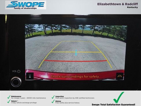 Used 2025 Toyota Camry LE FWD image 21