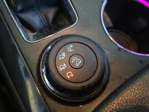 Used 2016 Ford Explorer Sport w/ Equipment Group 401A image 26