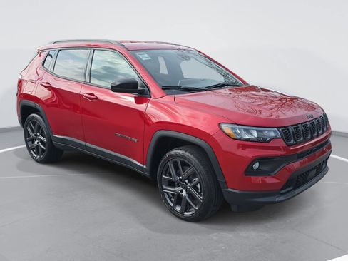 New 2026 Jeep Compass Latitude image 3