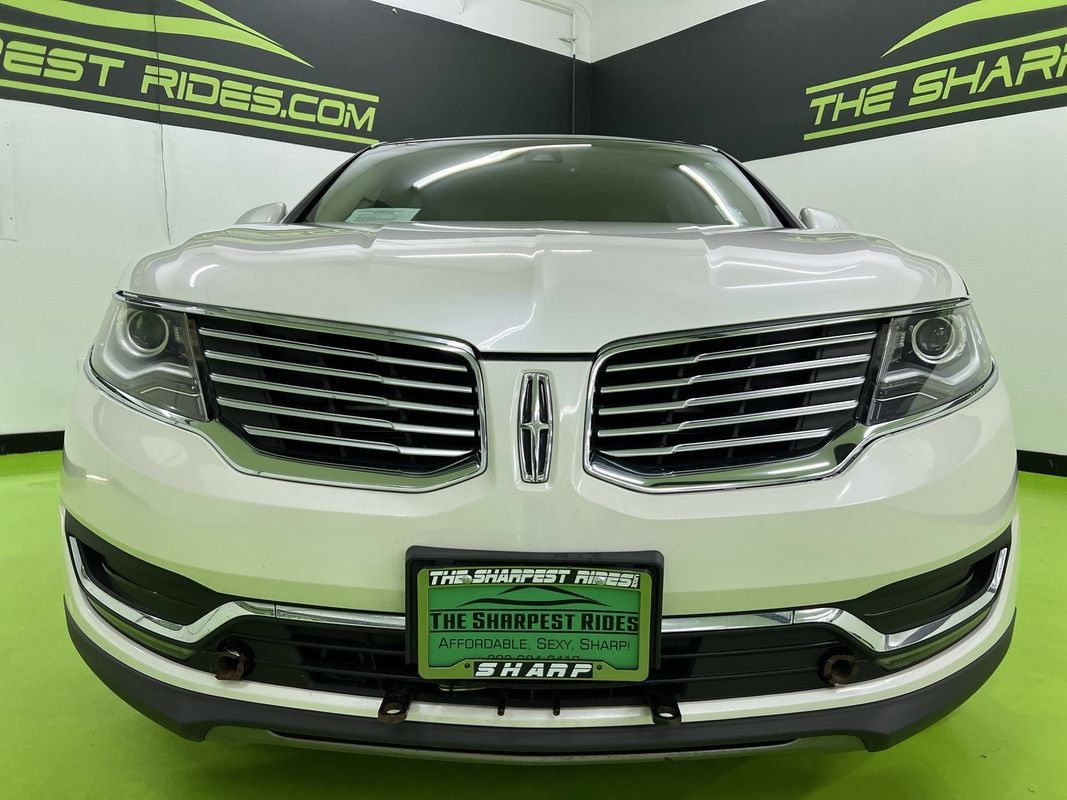 Used 2016 Lincoln MKX Reserve AWD/4WD image 3