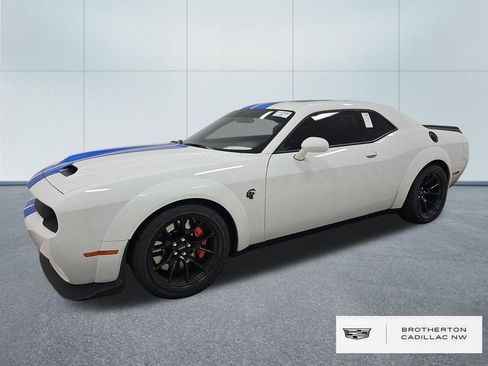 Used 2023 Dodge Challenger SRT Hellcat RWD image 1