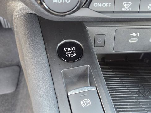 Used 2026 Nissan Kicks SV FWD image 12