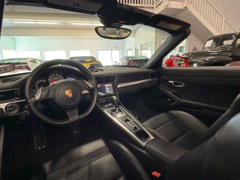 Used 2014 Porsche 911 Carrera 4S AWD/4WD image 27