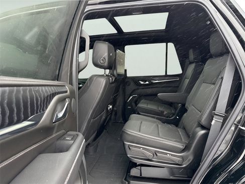 Used 2024 GMC Yukon Denali image 21