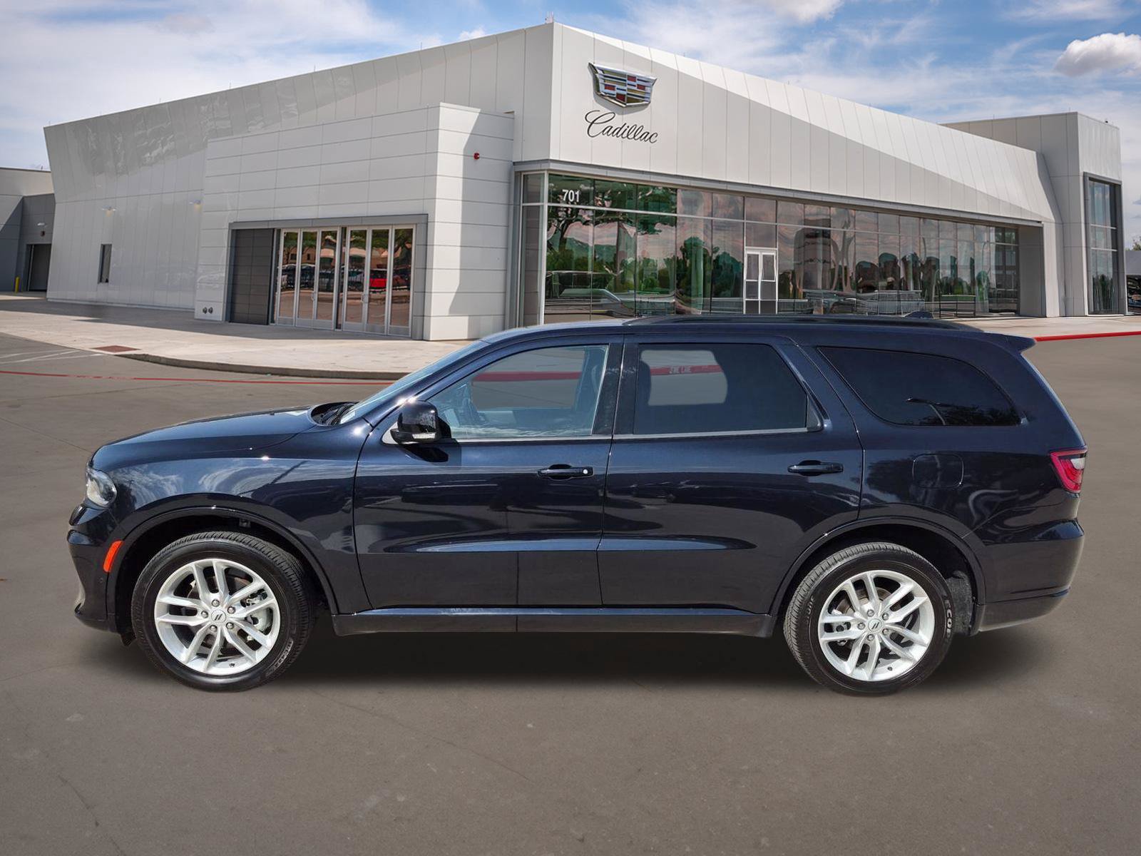Used 2025 Dodge Durango GT AWD/4WD image 3