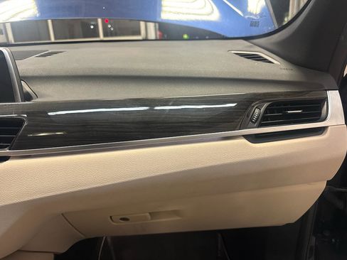 Used 2018 BMW X1 xDrive28i w/ Convenience Package AWD/4WD image 22