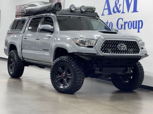 Used 2019 Toyota Tacoma TRD Sport w/ Technology Package AWD/4WD image 1