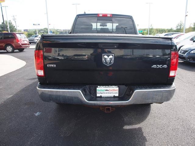 Used 2015 RAM 1500 Classic SLT AWD/4WD image 2