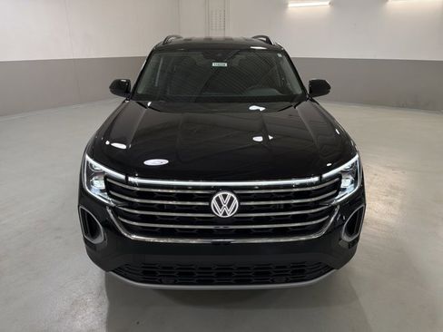 New 2026 Volkswagen Atlas SE image 3