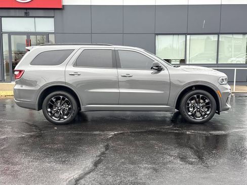 Used 2025 Dodge Durango GT image 2