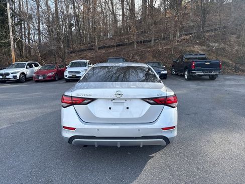 Used 2021 Nissan Sentra SV image 5