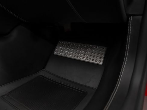 Used 2011 Ferrari 599 SA Aperta image 32