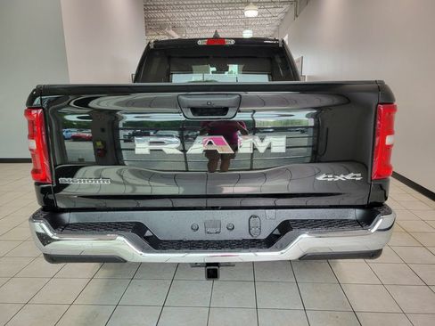 New 2026 RAM 1500 Big Horn AWD/4WD image 6