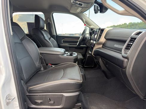 Used 2024 RAM 2500 Laramie AWD/4WD image 24