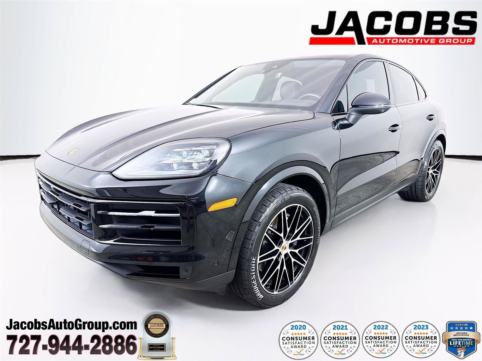 Used 2024 Porsche Cayenne Coupe AWD/4WD image 1
