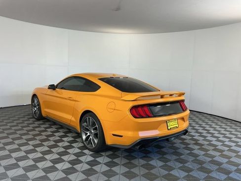 Used 2018 Ford Mustang Coupe w/ Equipment Group 101A RWD image 7